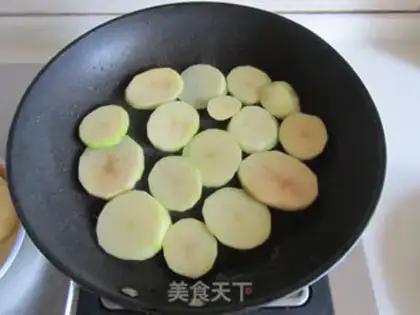 Make Spicy chicken wings pan step 4