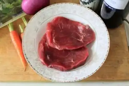 Make Apricot steak step 0