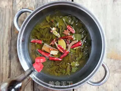 Make Five spicy tea eggs step 7