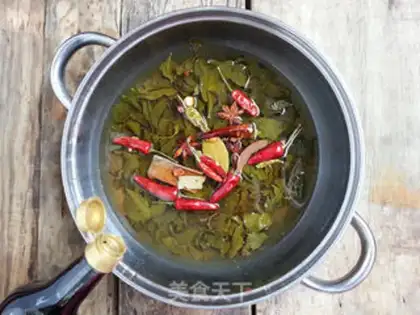 Make Five spicy tea eggs step 8
