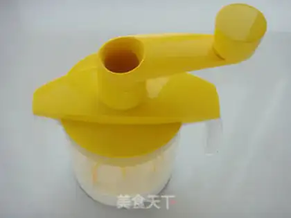Make Butter rose cake step 10