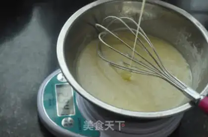 Make Big-touch yogurt cake step 2