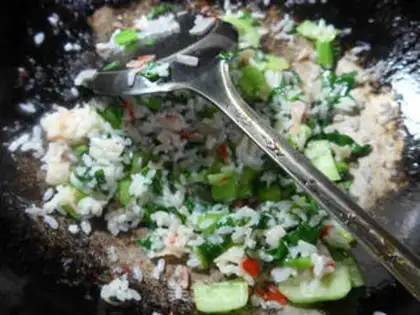Make Crab willow fried rice step 7