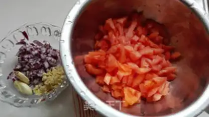 Make Seafood pasta step 1