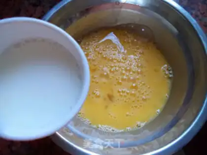 Make Tomato fried eggs step 3