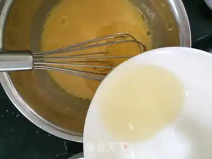 Make A flower cupcake step 8