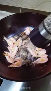 Make Seafood pasta step 12