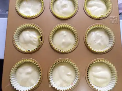 Make A flower cupcake step 13