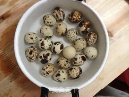 Make Salt eggs step 1