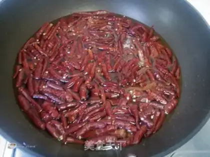 Make Spicy red oil step 5