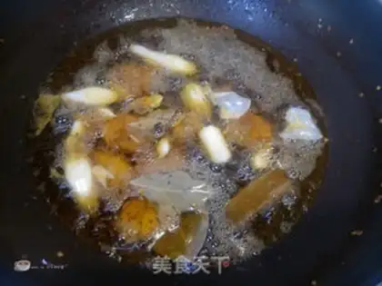 Make Spicy red oil step 8