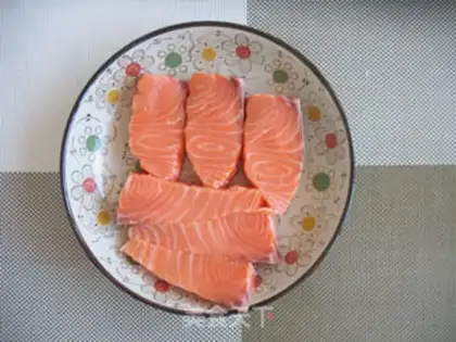Make Rosemary sauce salmon step 1
