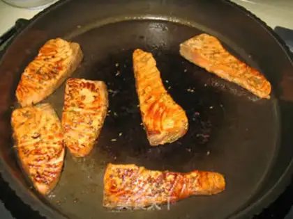 Make Rosemary sauce salmon step 6