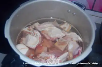 Make Red lamb noodles step 0