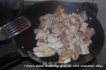 Make Red lamb noodles step 1