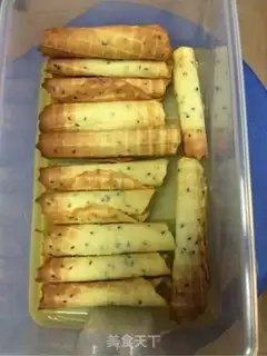 Make Egg rolls step 5