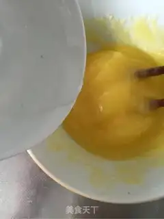 Make Homemade salad sauce step 3
