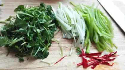 Make Shrimp gravy step 1