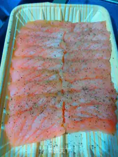 Make A salmon burger step 1