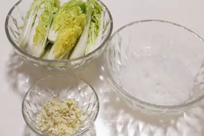 Make Garlic fan dolls step 2