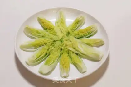 Make Garlic fan dolls step 4
