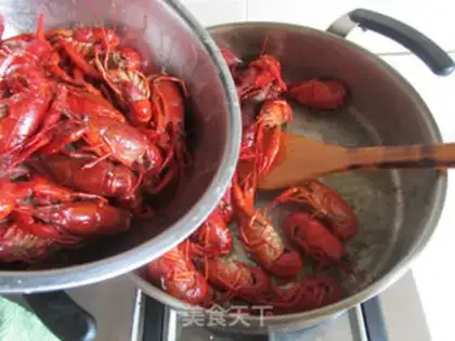 Make Spicy lobster step 5