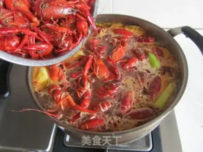 Make Spicy lobster step 9