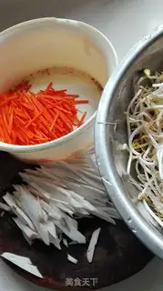 Make Mustard sprouts step 1
