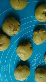 Make Traditional peaches step 6