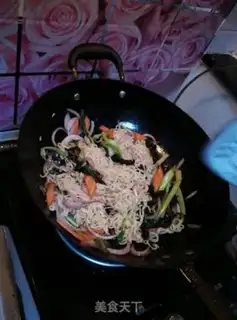 Make Fried noodles step 4