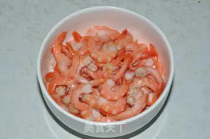 Make Cream shrimp salad step 2