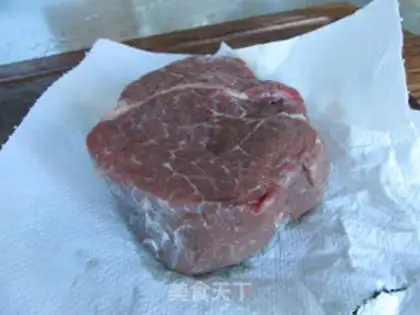 Make The wine boils Philip beef step 0