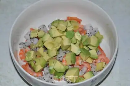 Make Cream shrimp salad step 8