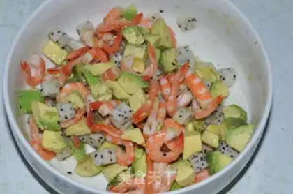 Make Cream shrimp salad step 9