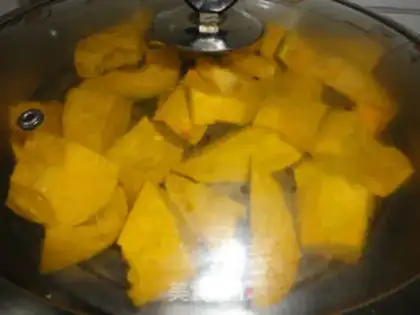 Make Spade pumpkin ice-pies step 0