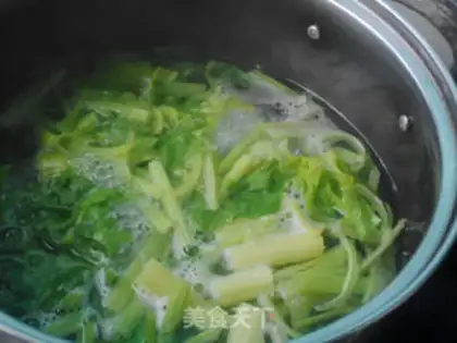 Make The fan shrimp celery soup step 5