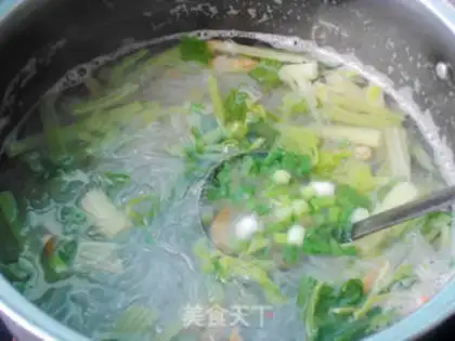 Make The fan shrimp celery soup step 6