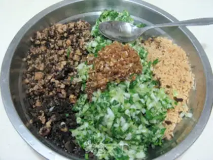 Make Scrambled mushroom dumplings step 4