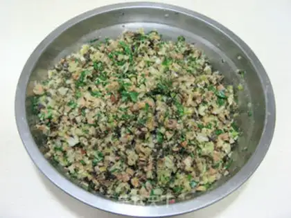 Make Scrambled mushroom dumplings step 5