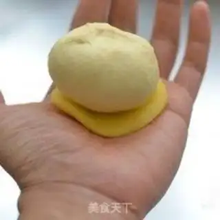 Make Ice-fire pineapple bun step 7