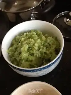 Make Pork dumplings step 1