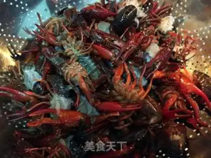 Make Spicy lobster step 0