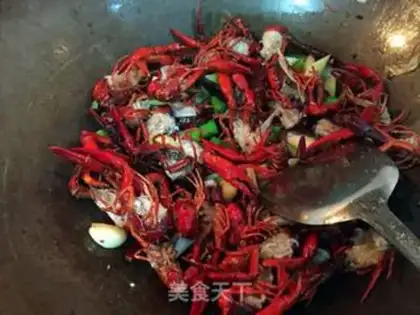 Make Spicy lobster step 7