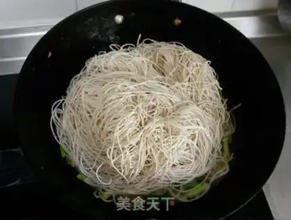 Make Garlic pasta step 10