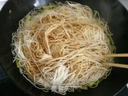 Make Garlic pasta step 11