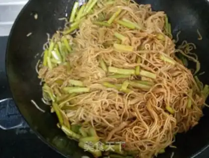 Make Garlic pasta step 12
