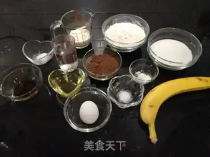 Make Chocolate banana cake step 0