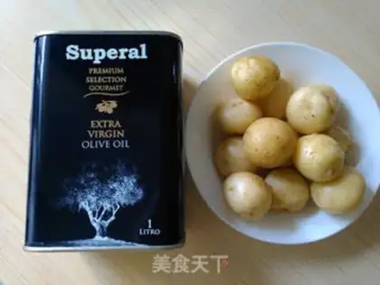 Make Olive oil frying potatoes step 0