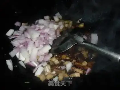 Make Fan onion pie step 5
