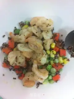 Make quinoa shrimp salad step 13
